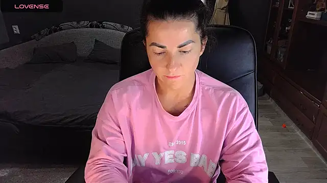 Aria Dl online show from 10.28.25