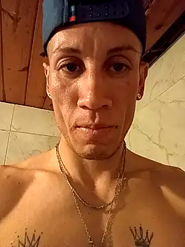 FlacoDani online show from 10.31.25