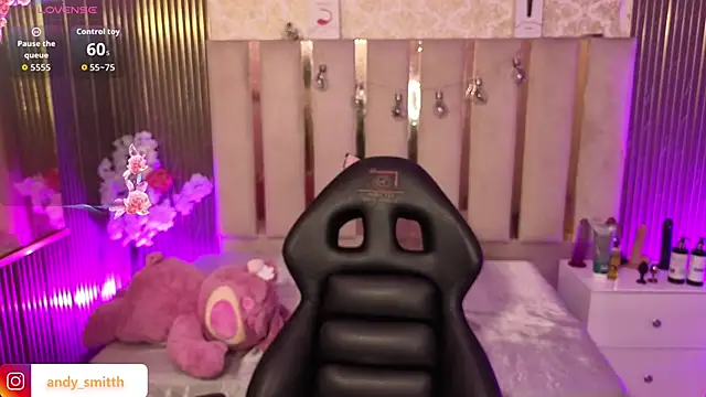 Andy tay1 online show from 11.24.25