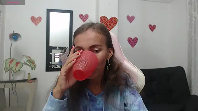 lulu 25  online show from 12.27.24