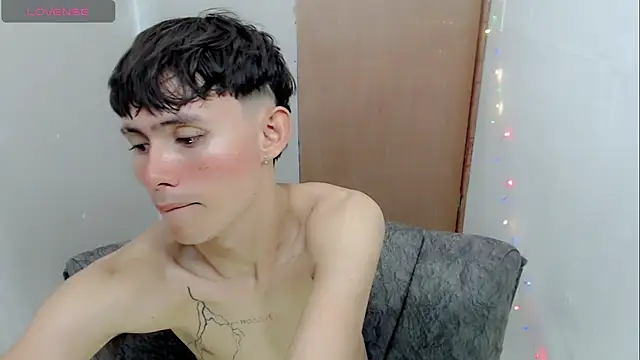 tanjiro cute online show from 01.01.25