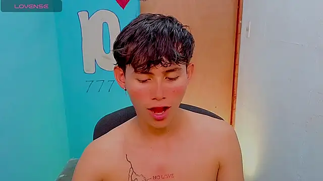 tanjiro cute online show from 04.10.26