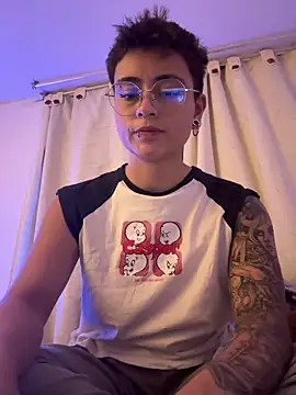 Chriss gomez2 online show from 09.28.25