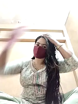 Magical Girl- online show from 03.22.25