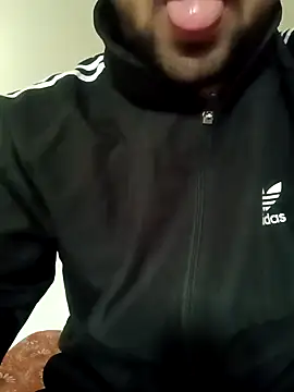 Snapshot of smartboy010101 chatting on 01.07.25 smartboy010101 online show from 01.07.25