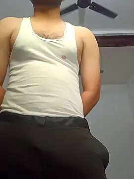 Snapshot of smartboy010101 chatting on 03.20.25 smartboy010101 online show from 03.20.25