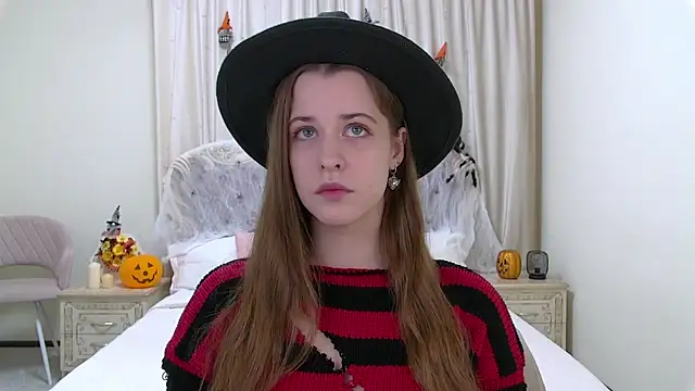 AgataAisitt online show from 10.29.25