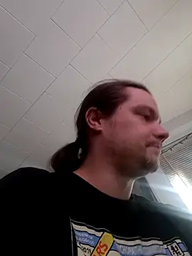 ChuckyyDee online show from 02.10.26