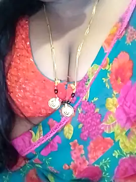 Snapshot of Sexy_Radhikaa chatting on 11.01.25 Sexy Radhikaa online show from 11.01.25