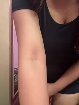  nishalove19 online show from 03.20.25