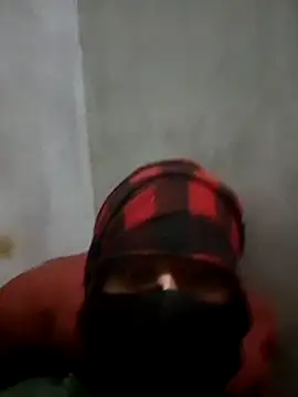 Snapshot of imissyoumylove14 chatting on 01.08.25 imissyoumylove14 online show from 01.08.25