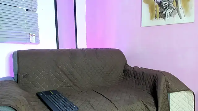 ZoeSmith6 online show from 01.23.25