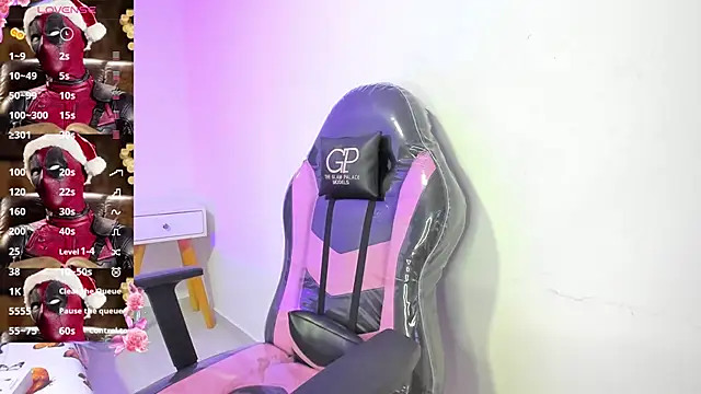 Naomy veracruz  online show from 12.27.24