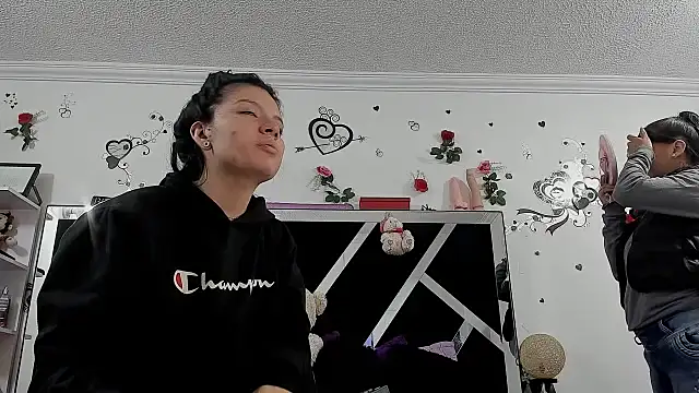 abby eemily online show from 10.29.25