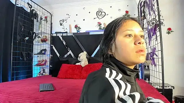 abby eemily online show from 11.17.25