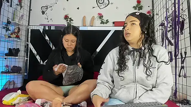 abby eemily online show from 11.26.25