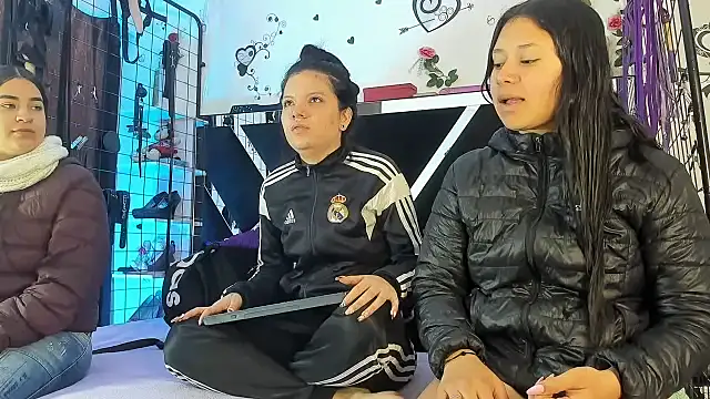 abby eemily online show from 12.03.25