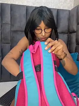 LollaByer online show from 02.14.25