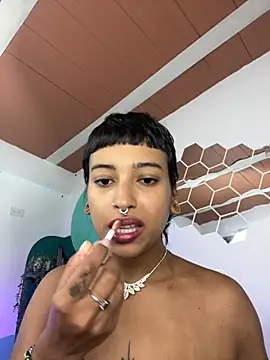 LollaByer online show from 09.25.25