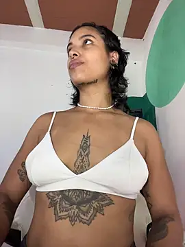 LollaByer online show from 04.17.26