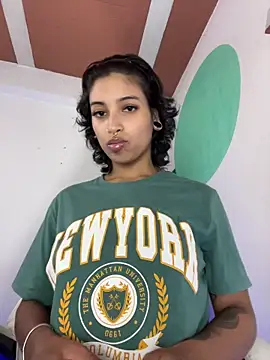 LollaByer online show from 04.18.26