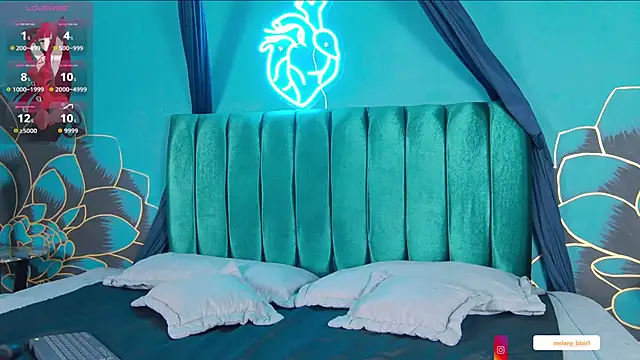 melany blair online show from 11.04.25