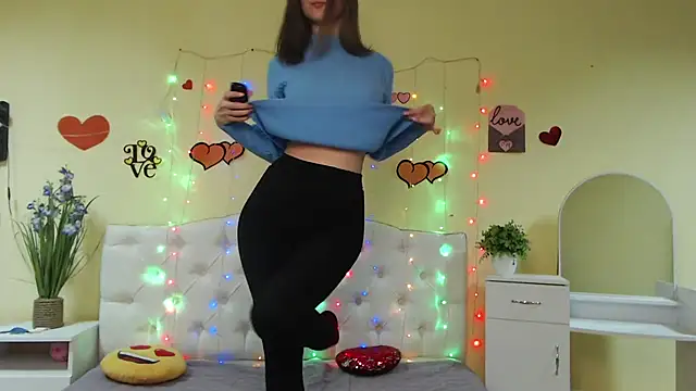 MichelLeee online show from 02.17.25