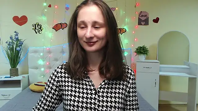 MichelLeee online show from 03.07.25