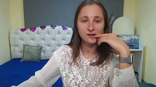 MichelLeee online show from 10.08.25