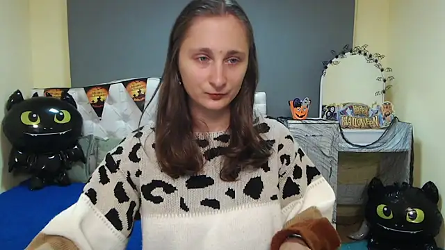 MichelLeee online show from 10.24.25