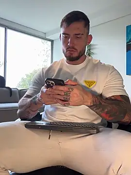 DimitriSullivan  online show from 04.13.26