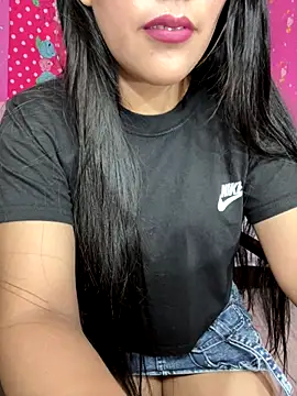 Velyn 18 online show from 12.02.25