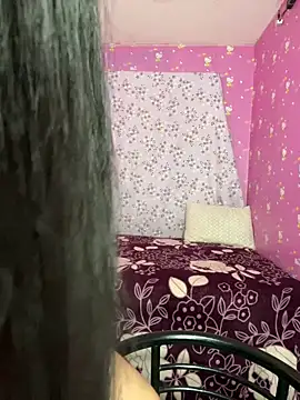 Velyn 18 online show from 12.16.25