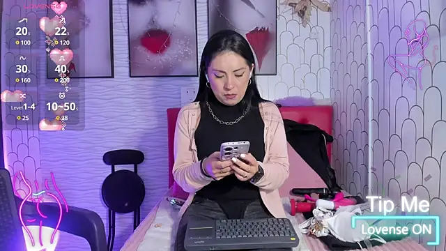 Ella Rousse online show from 02.14.25