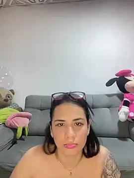 Leyna Kenet online show from 12.06.24