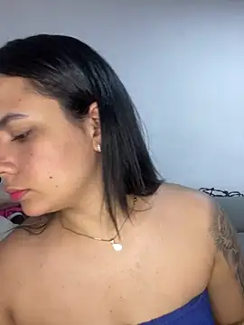 Leyna Kenet online show from 12.29.24