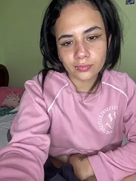 Leyna Kenet online show from 01.07.25