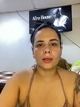 Leyna Kenet online show from 12.15.25