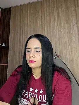 Snapshot of Leyna_Kenet chatting on 07.26.26 Leyna Kenet online show from 07.26.26