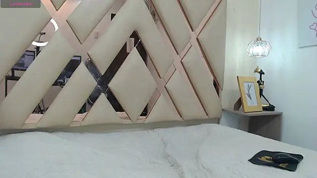 Snapshot of AndrewPherson chatting on 01.16.25 AndrewPherson online show from 01.16.25