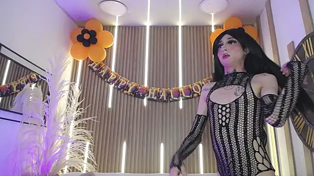 Aniie Doll online show from 10.18.25