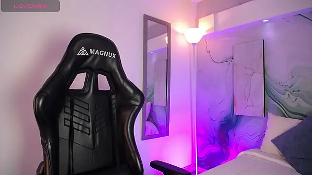 Aniie Doll online show from 04.09.26