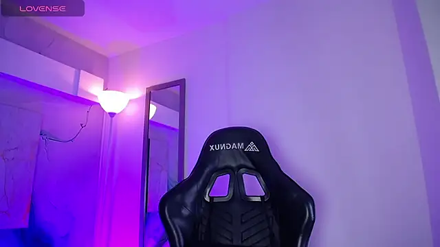 Aniie Doll online show from 04.13.26