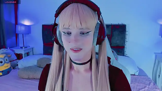 Kirmyy  online show from 09.30.25