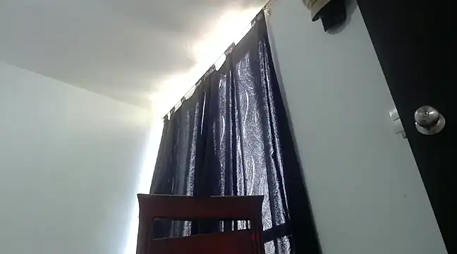 nicolle milf1978 online show from 03.11.25