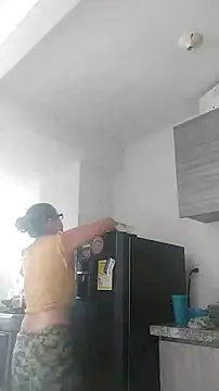 nicolle milf1978 online show from 10.11.25