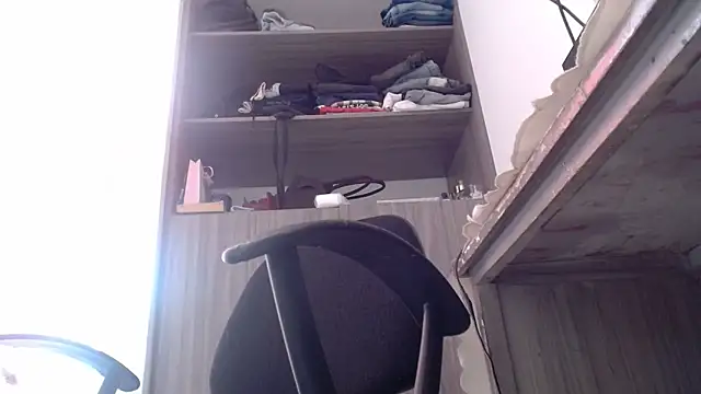 nicolle milf1978 online show from 06.03.26