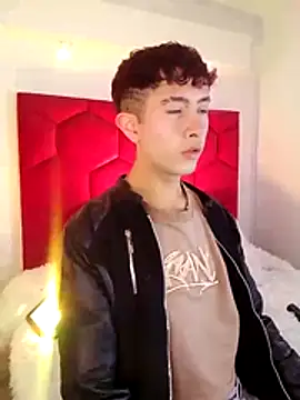 Noah Xitruxx online show from 12.05.25