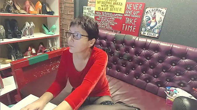 Lily4yourfun online show from 12.11.24