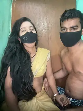 Snapshot of Suhani512 chatting on 05.17.26 Suhani512 online show from 05.17.26